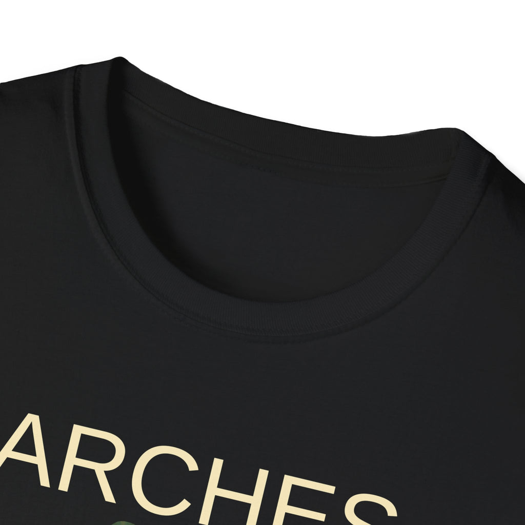 Delicate Arch Hiking T-Shirt | Arches