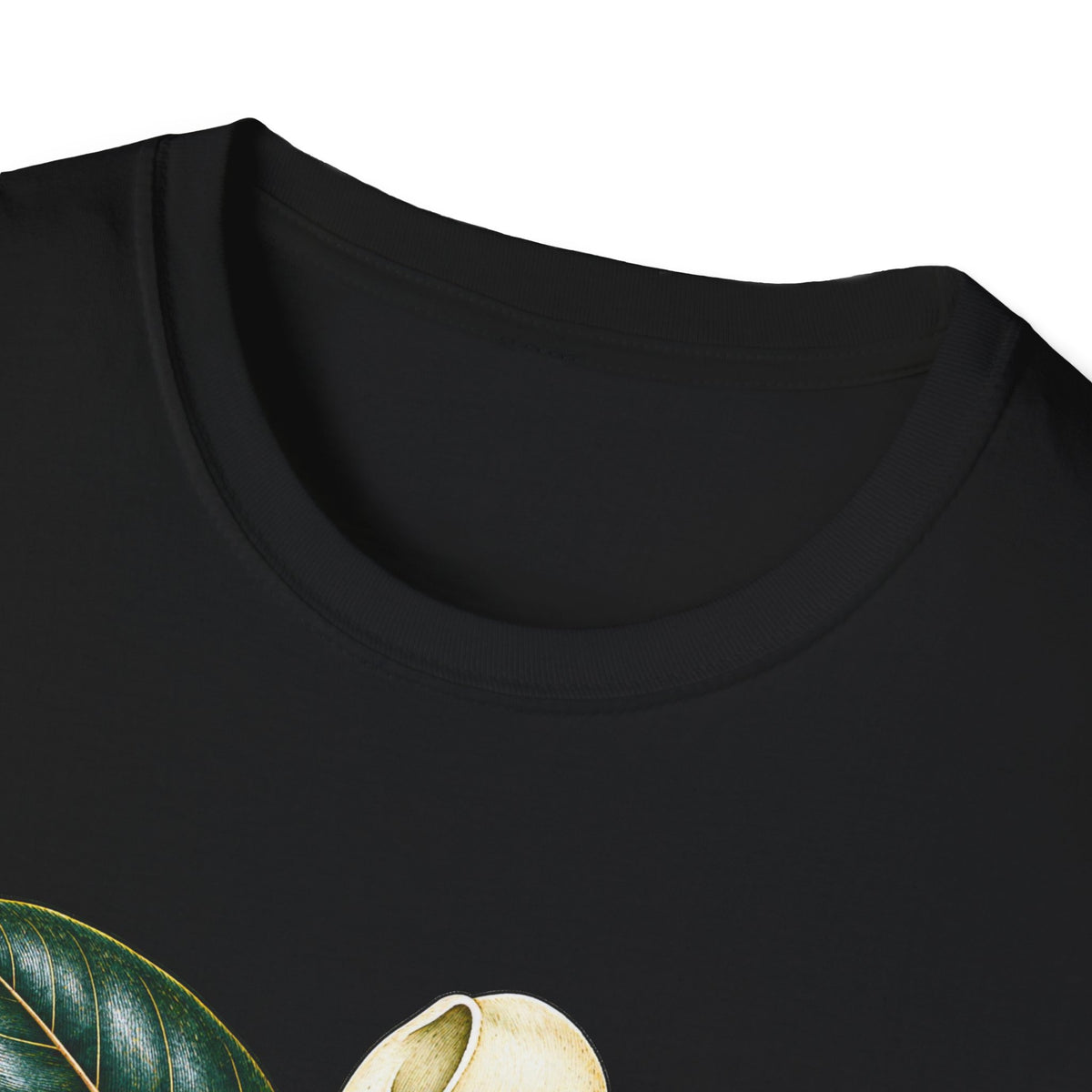 Southern Magnolia Botanical T-Shirt | Magnolia grandiflora