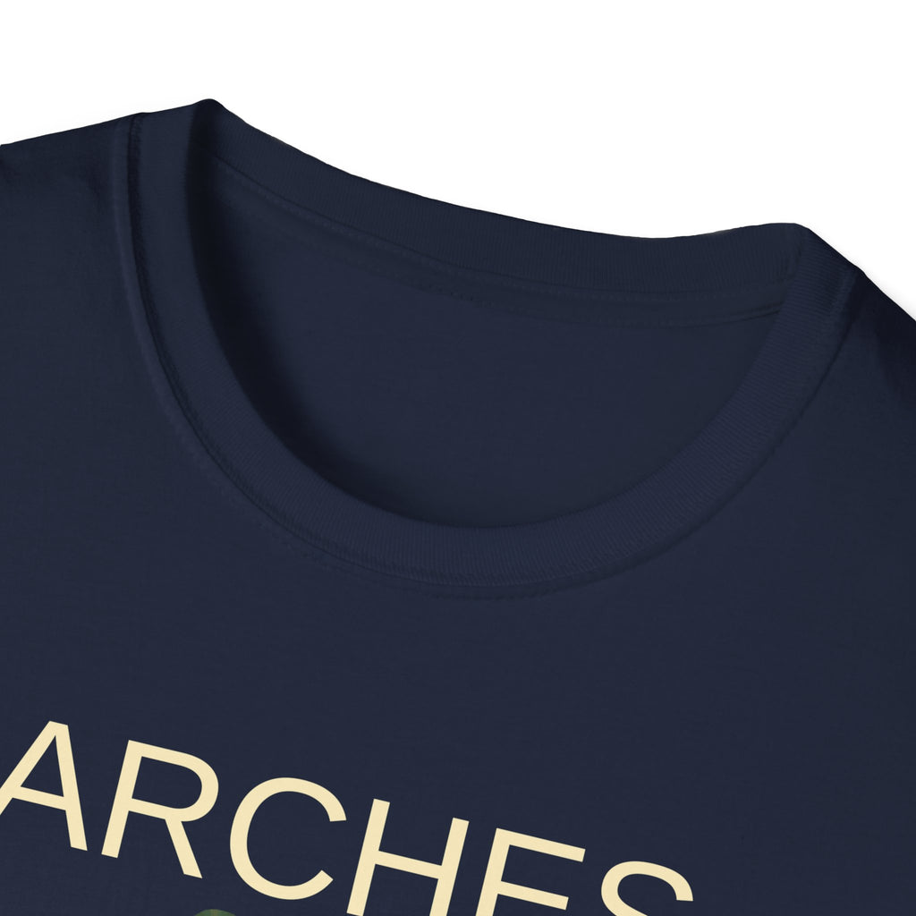 Delicate Arch Hiking T-Shirt | Arches