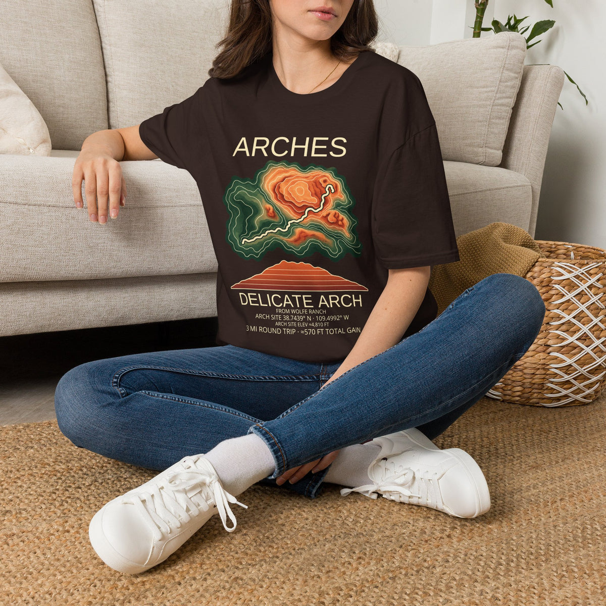 Delicate Arch Hiking T-Shirt | Arches